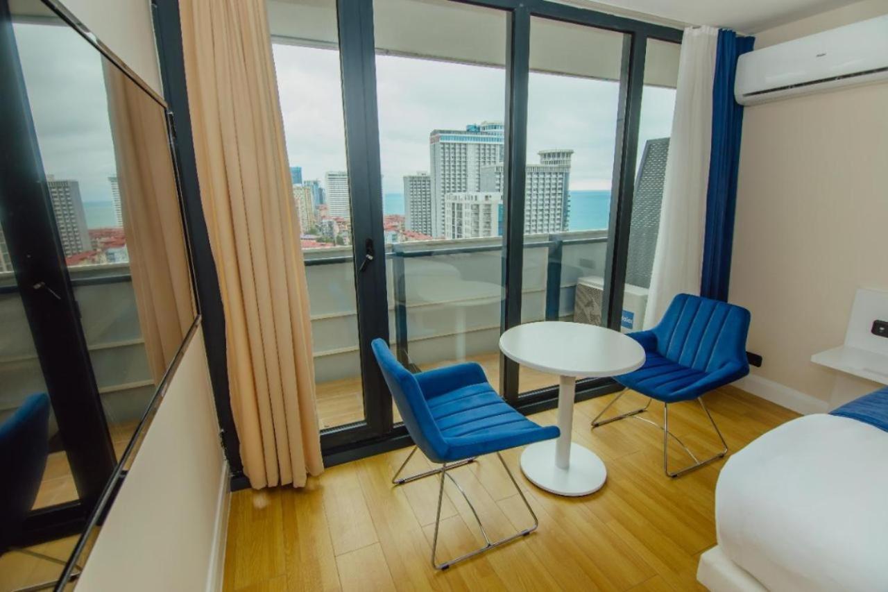 Orbi City バトゥーミ エクステリア 写真