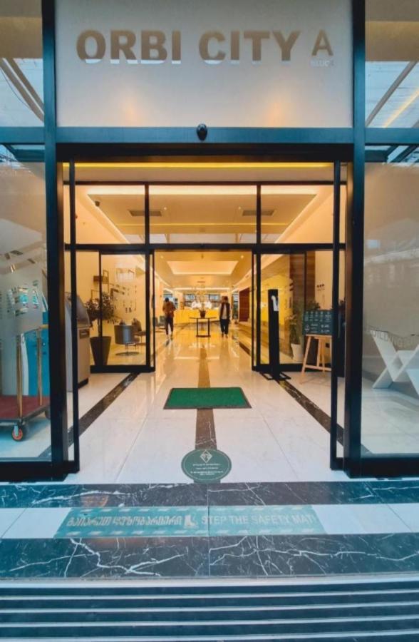 Orbi City バトゥーミ エクステリア 写真